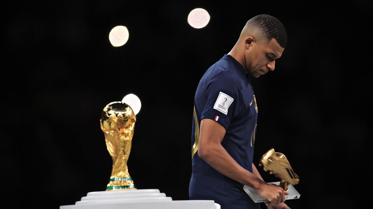 Kylian Mbappé rompe el silencio tras perder el Mundial y envía contundente mensaje