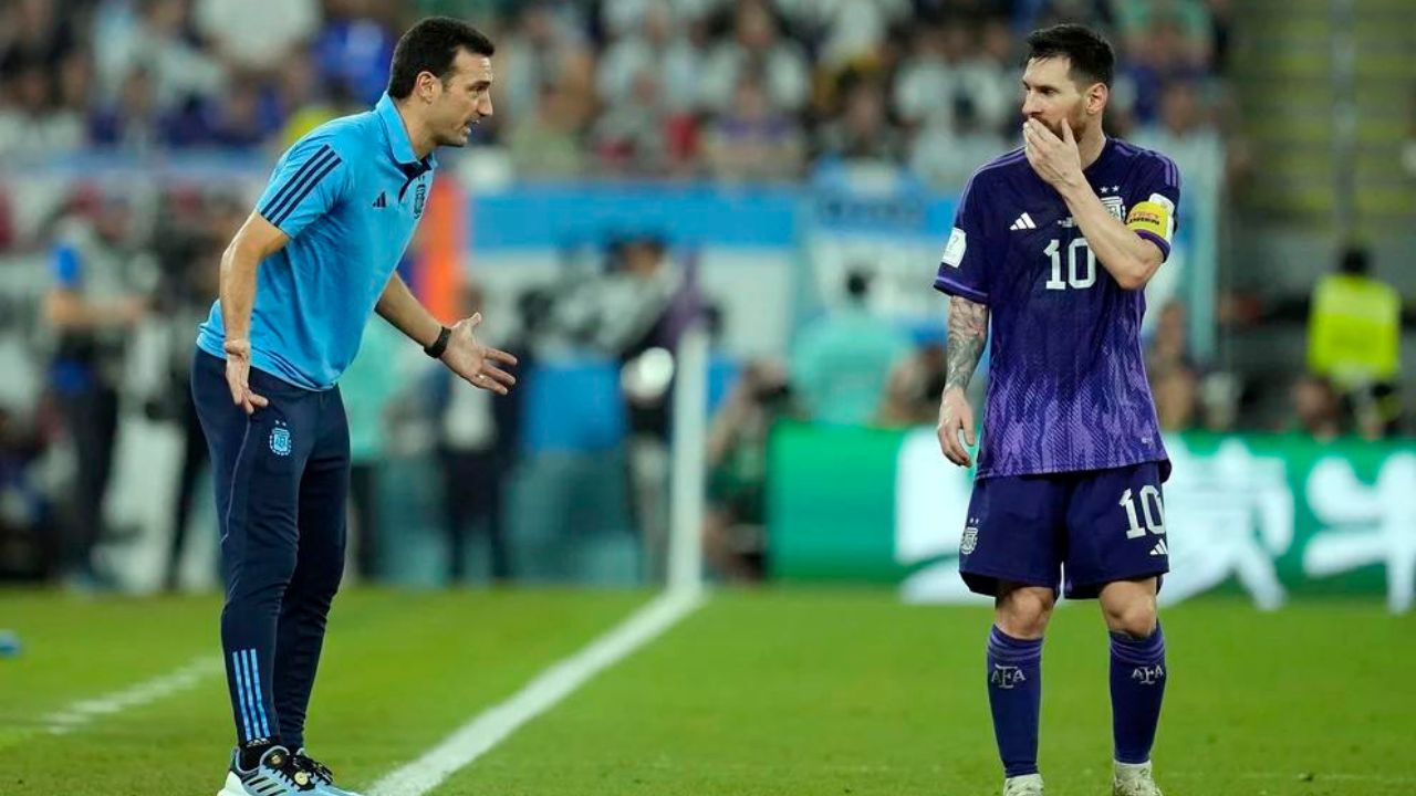 La curiosa plática de Messi y Scaloni en el juego contra Polonia que no gustará a México