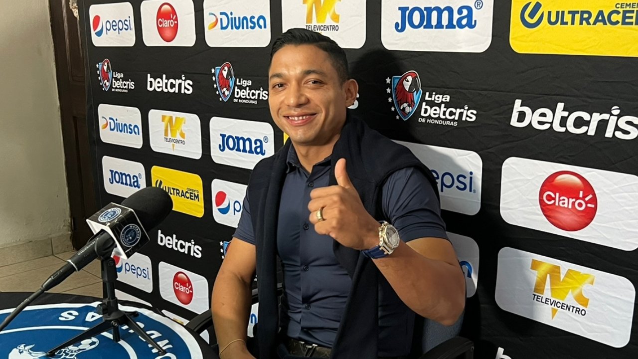 Emilio Izaguirre oficializa la salida de dos extranjeros de Motagua y asegura que ficharán 8 futbolistas