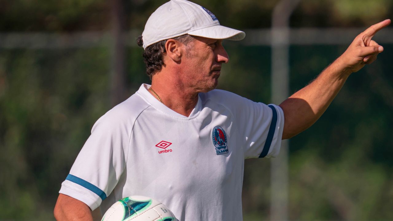 Pedro Troglio acaba con la polémica del penal en la final de ida ante Motagua