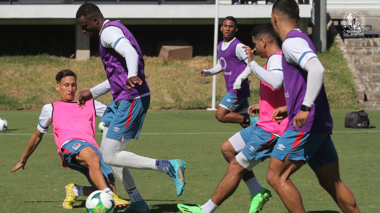 Olimpia confirma préstamo de tres de sus jugadores para el Clausura 2022-23