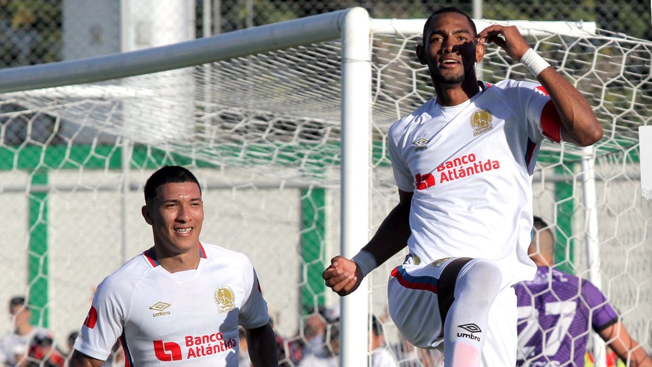 Olimpia ganó, gustó y goleó ante el Real Sociedad en la primera jornada del Clausura 2023