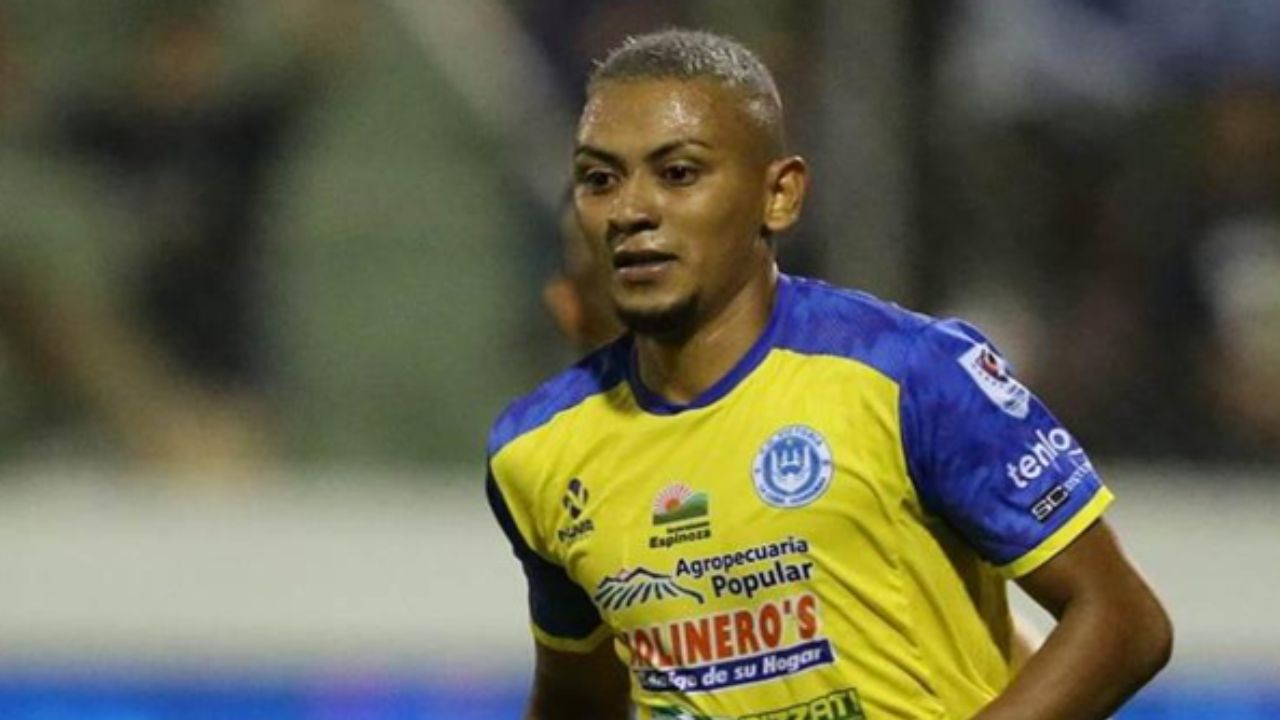 Trasciende el precio que Victoria le ha puesto a Alexy Vega y su negociación con Olimpia