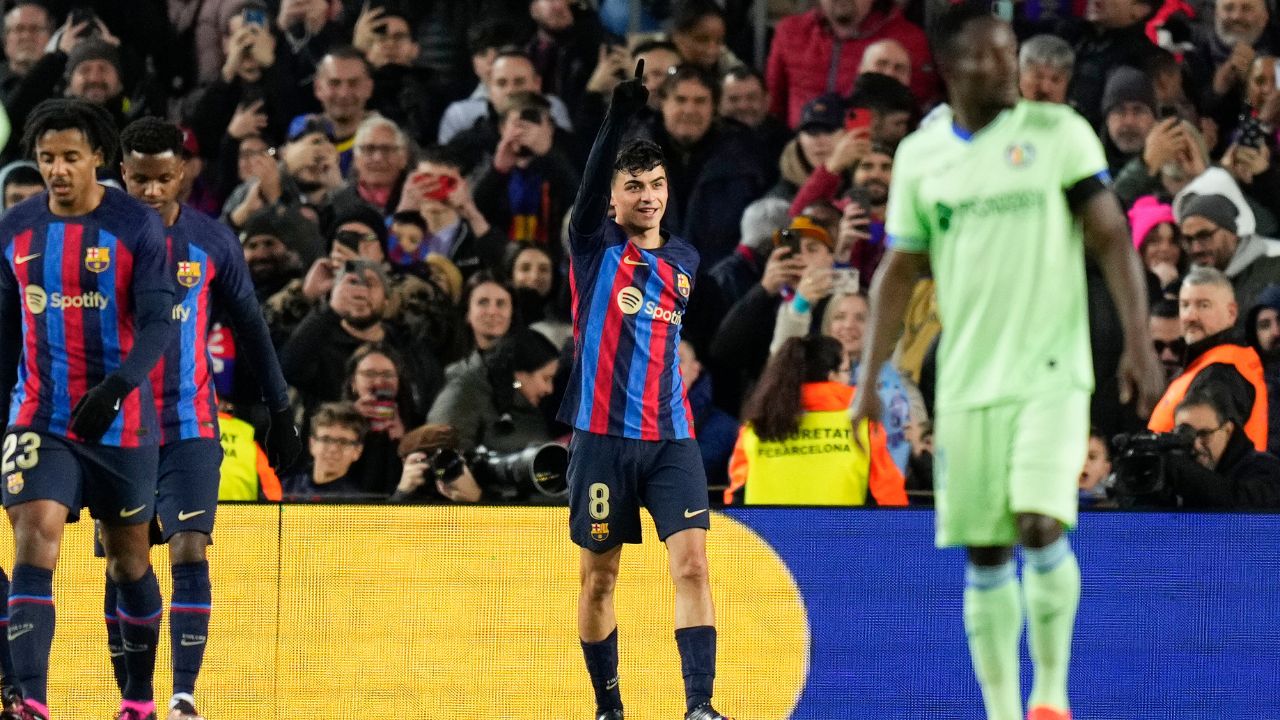Barcelona mantiene su liderato con apretado triunfo frente al Getafe