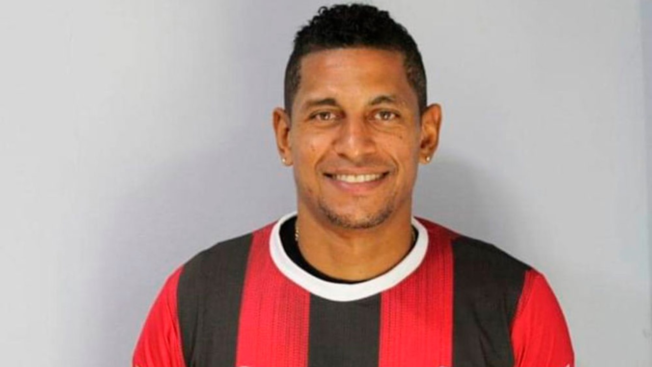 Carlo Costly adelanta cuándo podría anunciar su retiro definitivo del fútbol