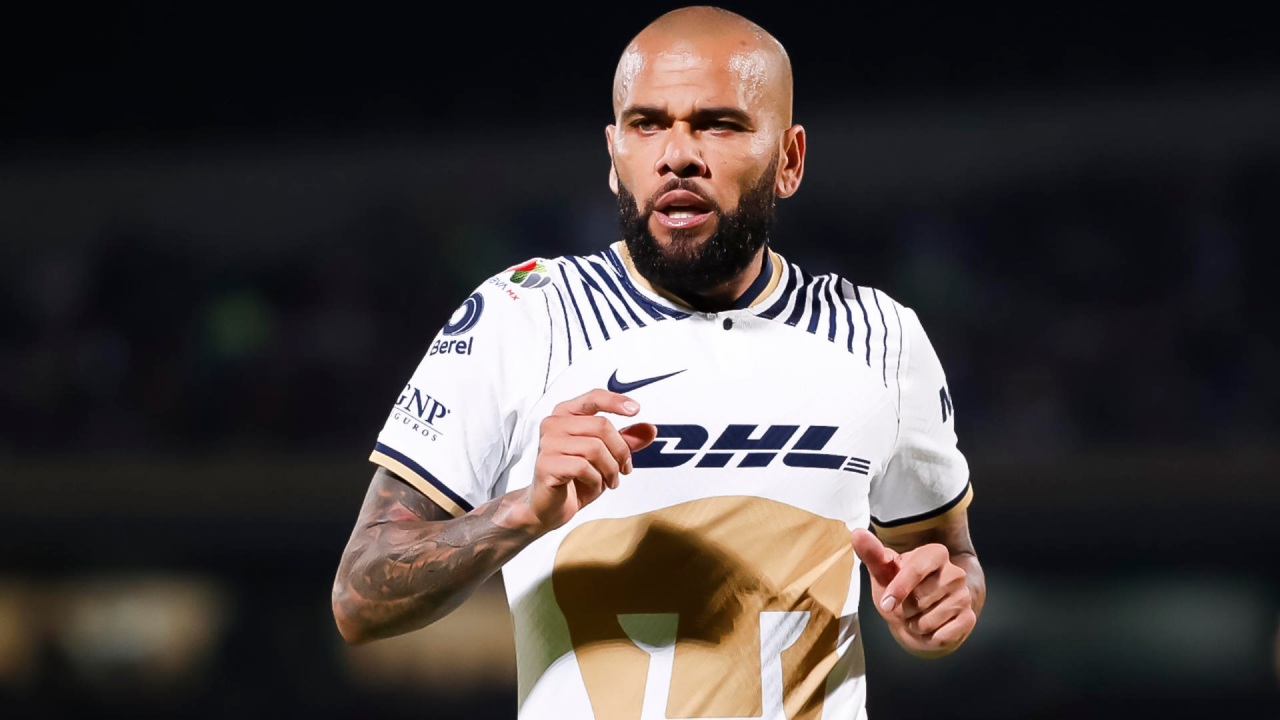 Dani Alves en serios problemas previo a su regreso con los Pumas de la Liga MX