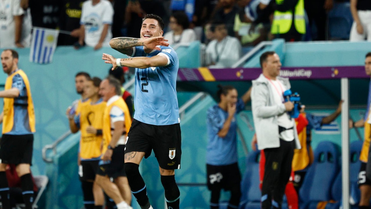 FIFA confirma duros castigos contra 4 jugadores de Uruguay por lo ocurrido en el Mundial de Qatar 2022