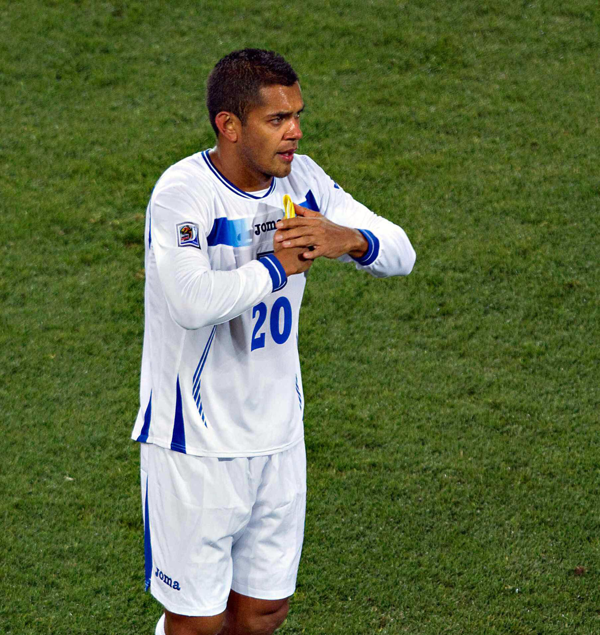 Uno de los mayores logros de Amado Guevara fue ser reconocido como el mejor jugador de la Copa América 2001. Foto: Infobae