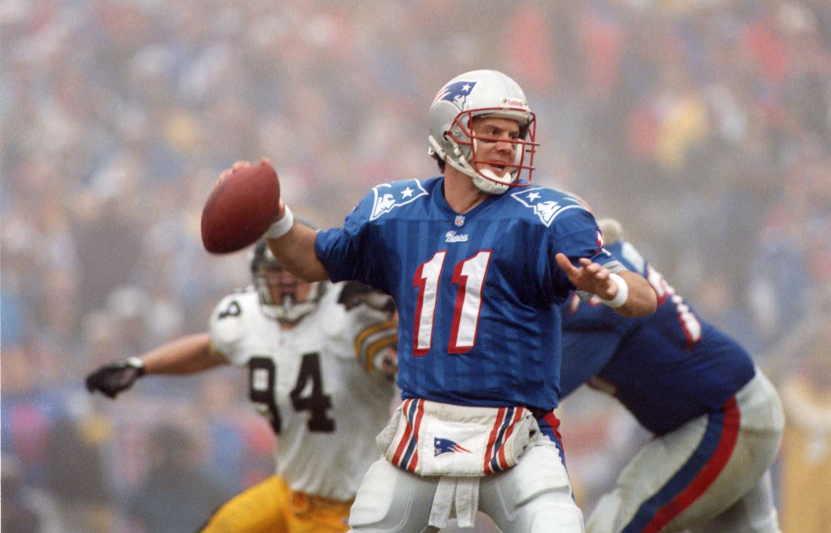 Antes de su lesión, Drew Bledsoe había firmado un contrato por diez años de $103 millones, siendo el más lucrativo para ese entonces. Foto: The Patriots Hall of Fame