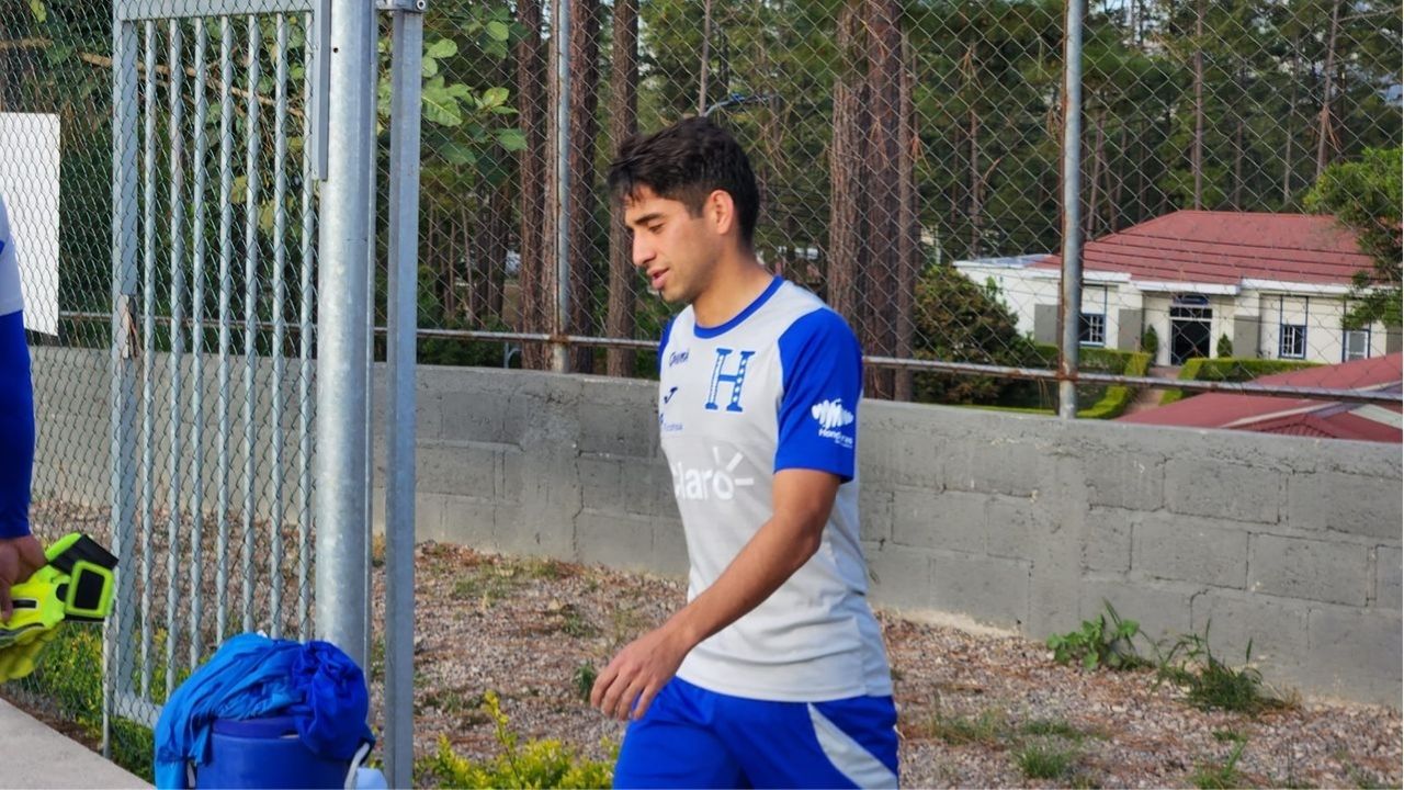 John Denis confiesa el nombre del jugador de la selección de Honduras que más ha admirado