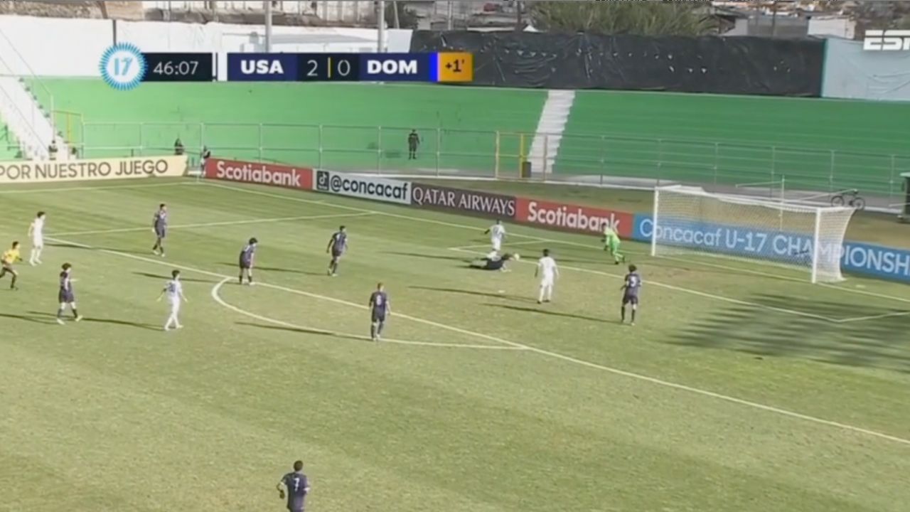 Keyrol Figueroa supera cifra de goles de jugador hondureño tras anotarle a República Dominicana