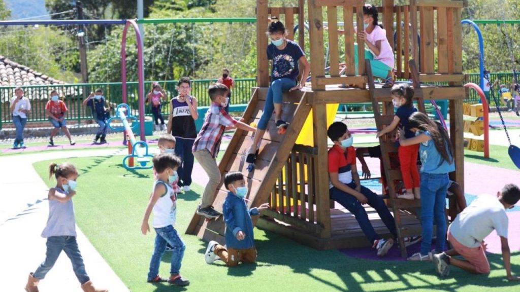 El primer Parque Vida Mejor se inauguró en 2015 en la colonia San José de la Vega de Francisco Morazán. Foto: TVC