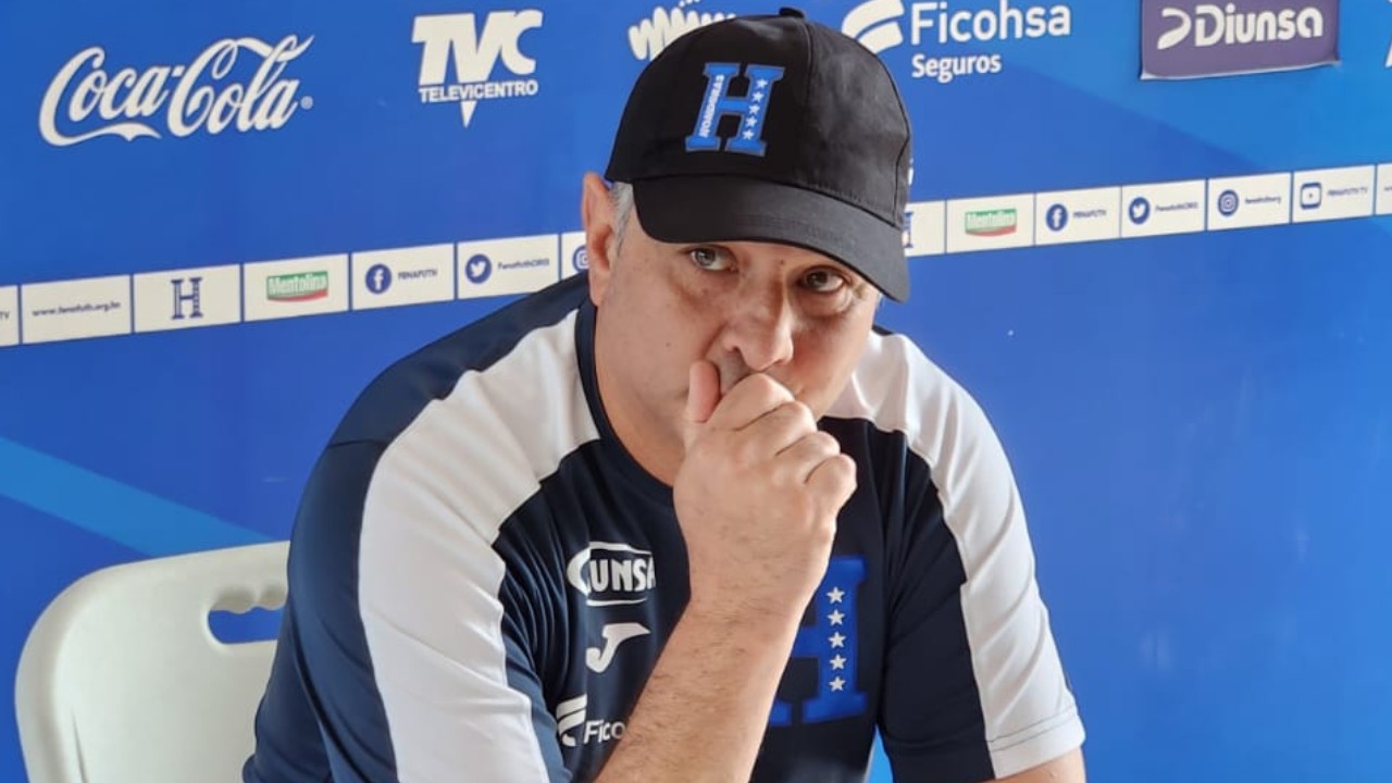 Diego Vazquez responde a quienes critican a los legionarios y el amistoso ante El Salvador