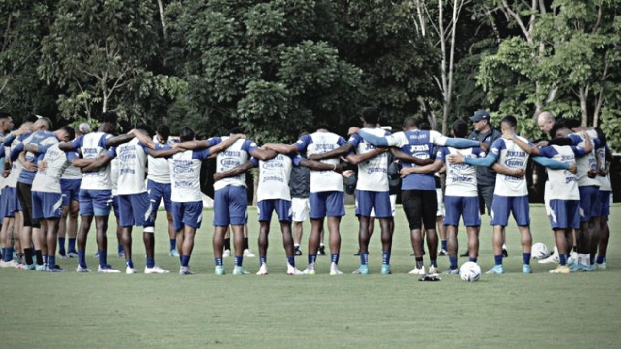 Selección de Honduras pierde a un delantero por lesión para su primera concentración de 2023