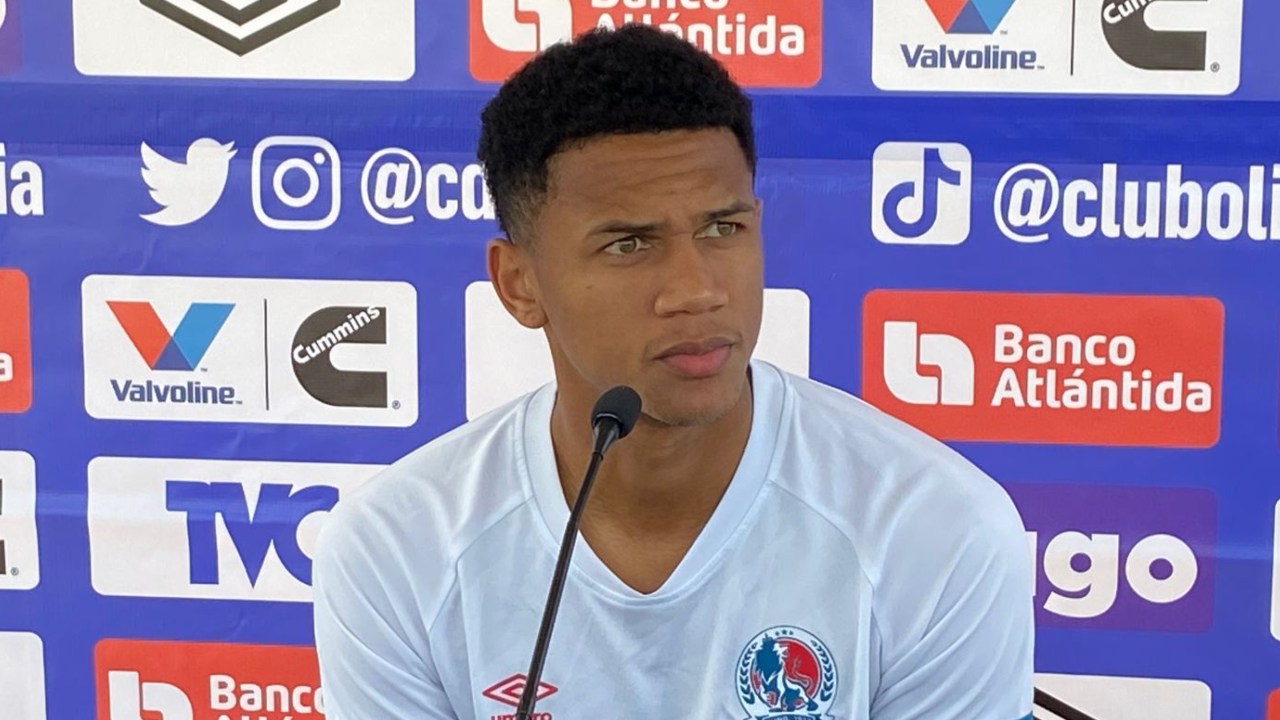 Jean Jack Baptiste se pronuncia sobre el polémico penal ante Motagua y lamenta violencia en los estadios
