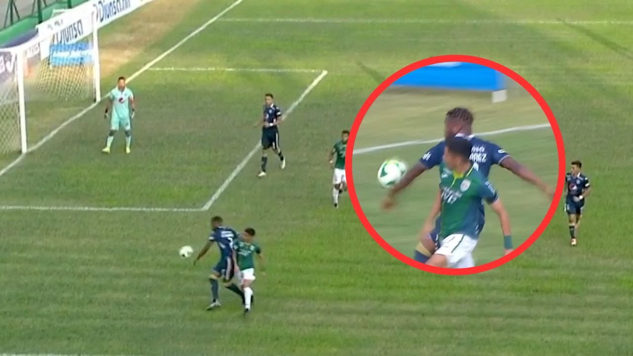La polémica jugada que Marathón reclamó como penal ante Motagua