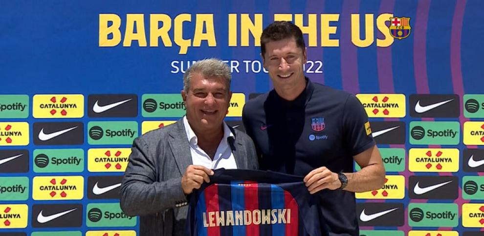 Robert Lewandowski tiene contrato con el FC Barcelona hasta 2026. Foto: Mundo Deportivo