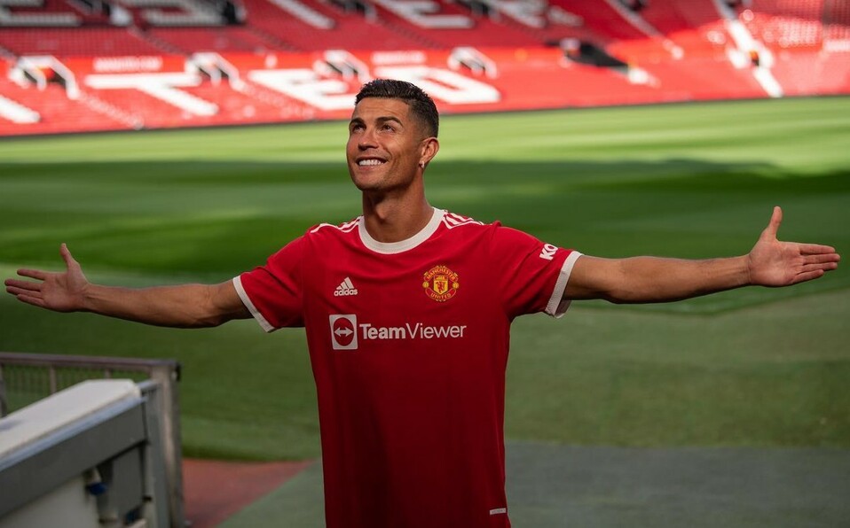 En el Manchester United, club en el que Cristiano estuvo antes de irse al Al Nassr, el luso recibía 30 millones de euros al año. Foto: Chic Magazine