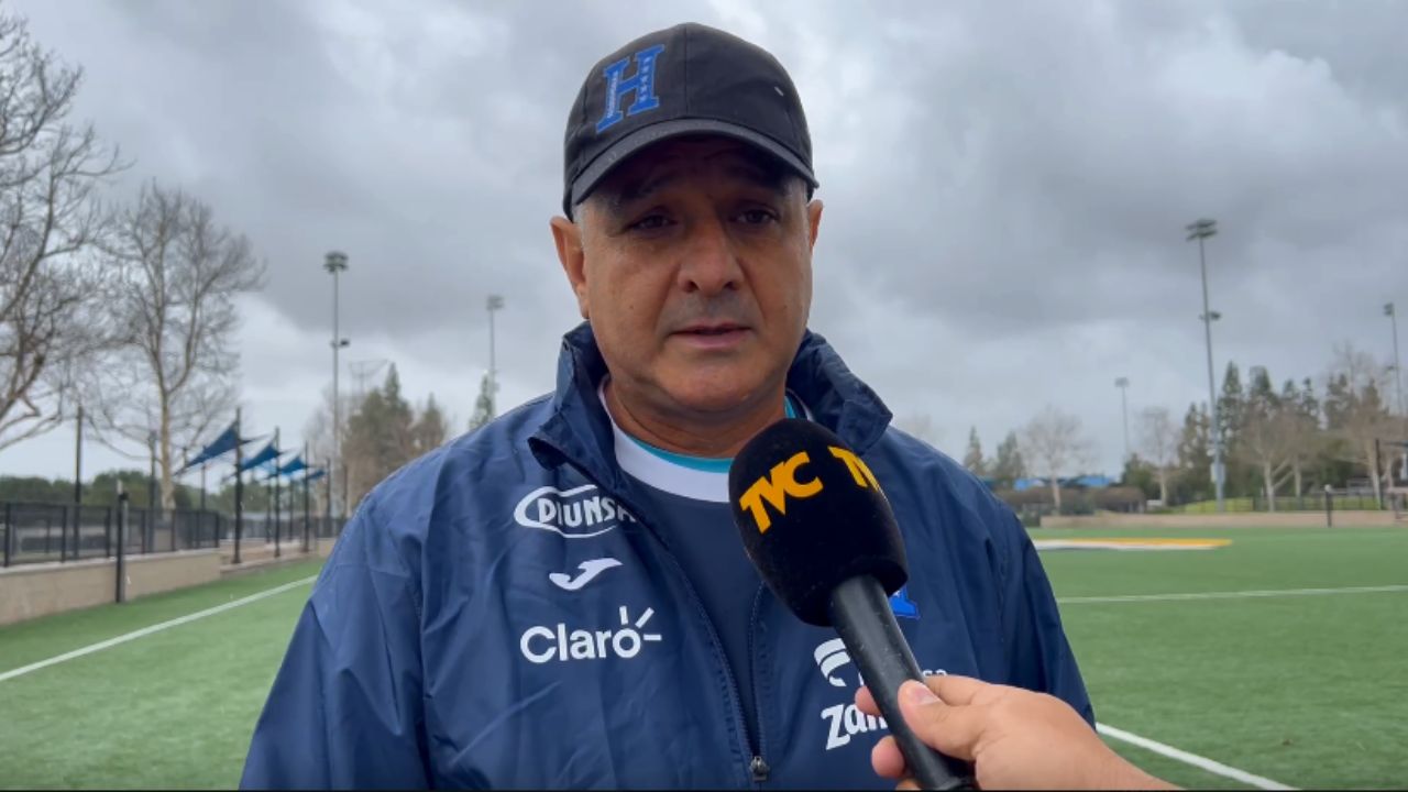 Diego Vazquez le recuerda a sus críticos la razón por la que le dieron la selección de Honduras