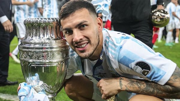 Leando Paredes fue importante para que la Albiceleste ganara la Copa América del 2021, donde jugó seis partidos. Foto: Nea Hoy