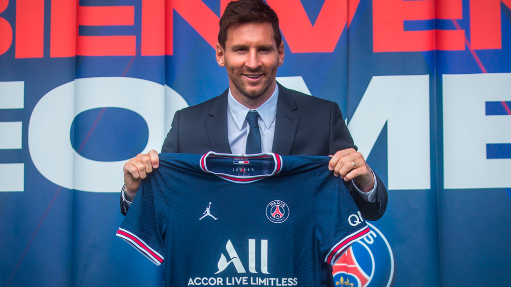 En 2022, Messi fue el segundo futbolista que más ingresos generó, inclusive por encima de Cristiano Ronaldo, quien generó 100 millones de dólares. Foto: EFE