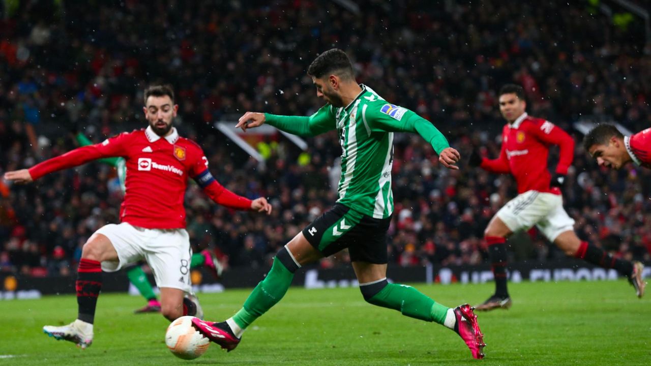 Manchester United cambió su chip y golea al Real Betis en la Europa League