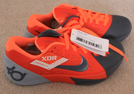 Nike KD Trey 5 I, primeros tenis de la línea Nike KD. Foto: Sneaker News