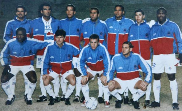 Olimpia es el único equipo hondureño en clasificar al Mundial de Clubes, logro conseguido en 2001. Foto: clubolimpia.com