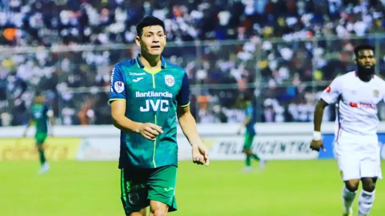 Chelito Martínez tendrá su primera oportunidad de jugar en el extranjero