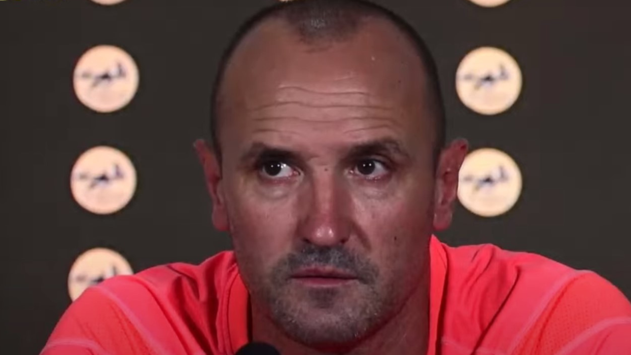 Julio Rodríguez envía mensaje a aficionados que piden renuncia del presidente de Real España