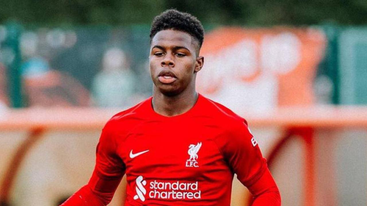 Keyrol Figueroa sigue enrachado y anota nuevo gol en su regreso a Liverpool