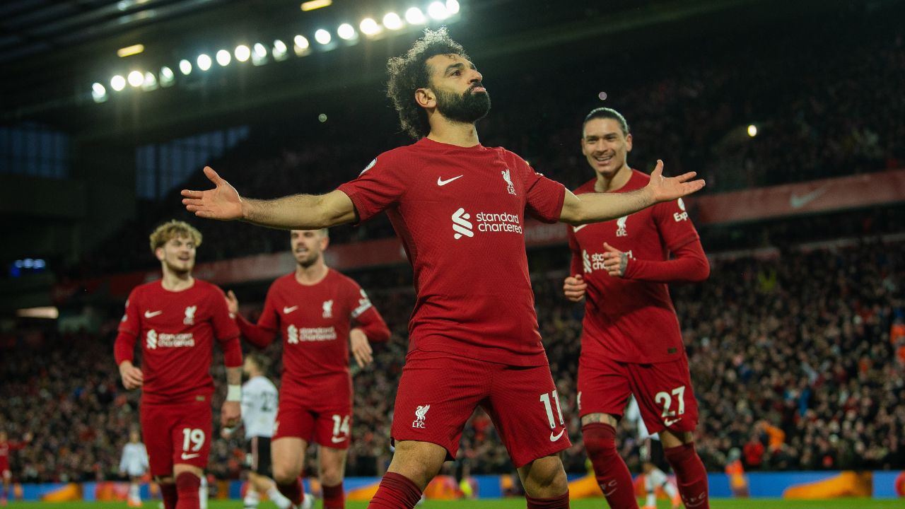 Liverpool destroza al Manchester United y revive la esperanza contra Real Madrid