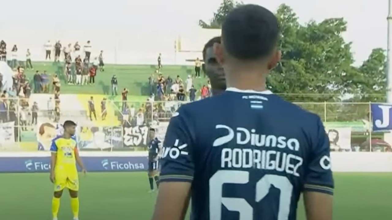 Exjugador de Olimpia debuta con Motagua en primera división