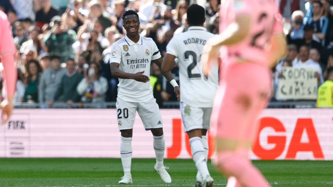 Real Madrid levanta vuelo al derrotar al Espanyol antes de medirse al Liverpool