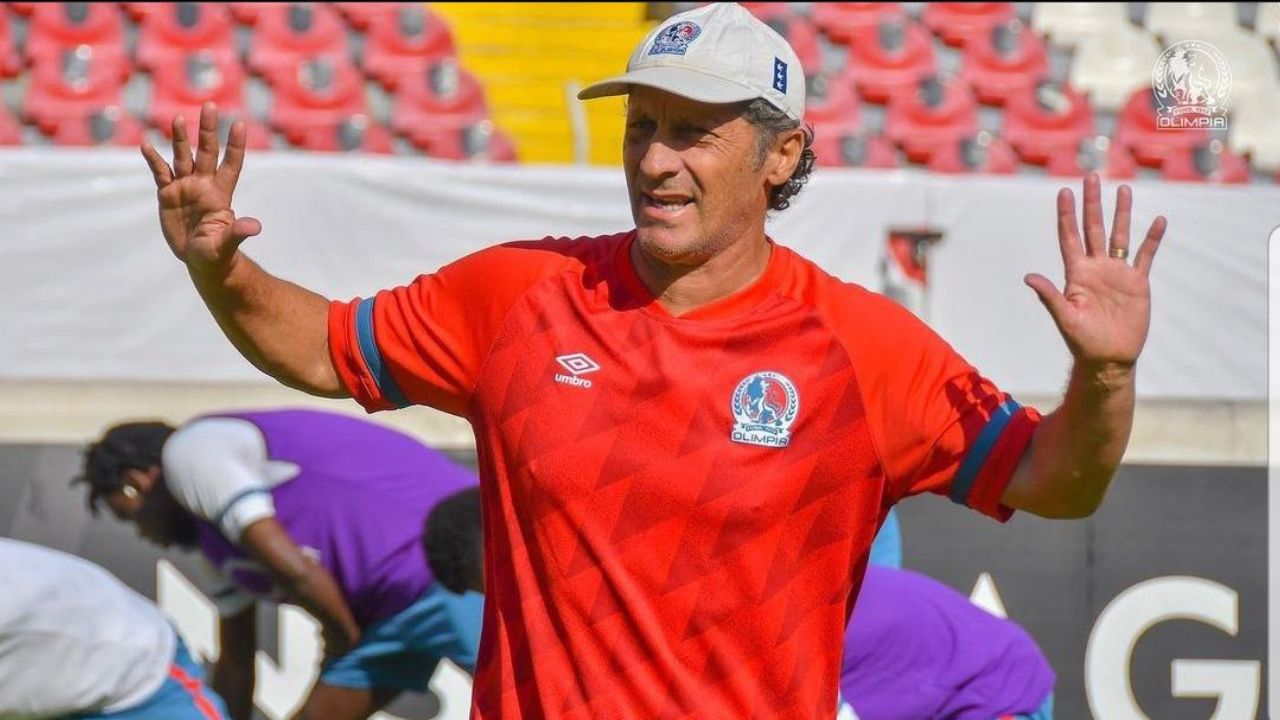 Pedro Troglio podría darle la noticia del año a los olimpistas a final del torneo