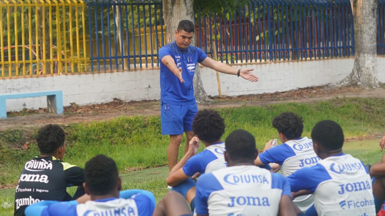La estrategia que aplicará Luis Alvarado con la Sub-20 de Honduras previo al mundial en Argentina