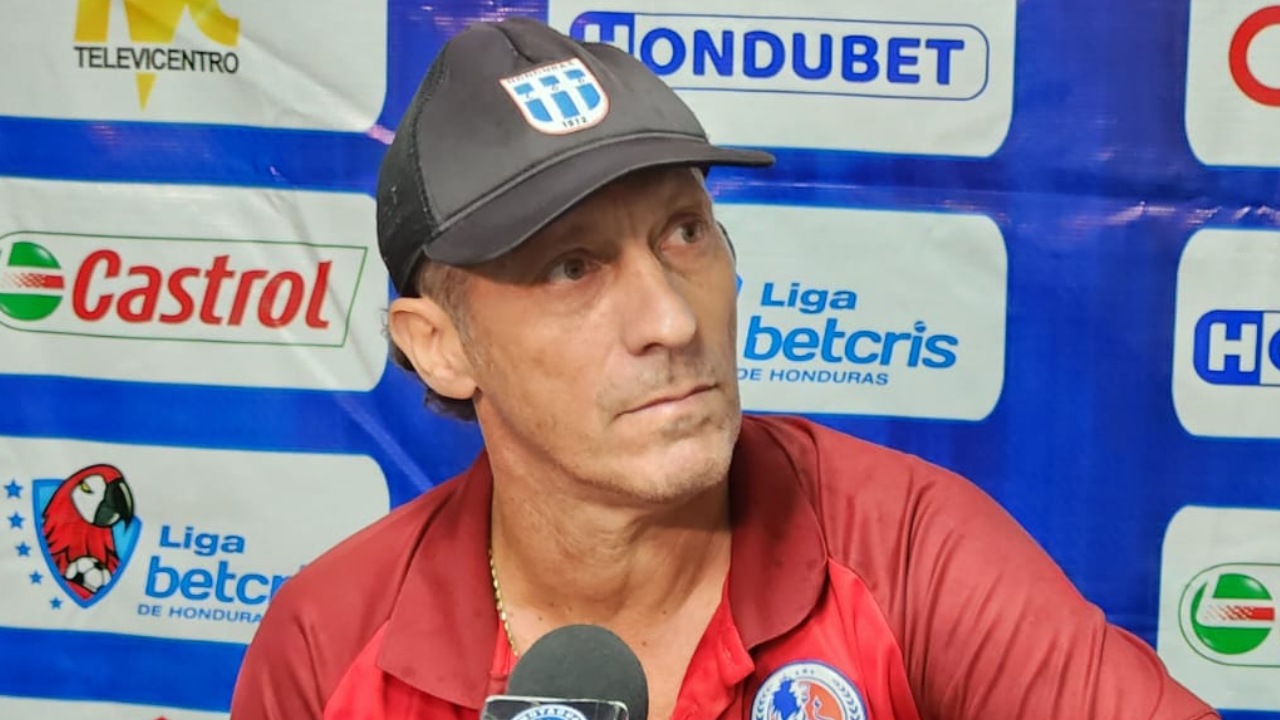 Pedro Troglio se destapa: el mensaje a Motagua, festejo de Bengtson y el nivel de Benguché