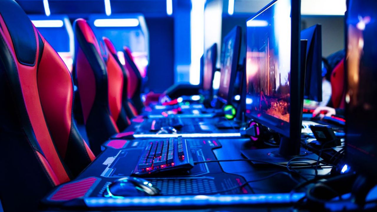 ¿Qué requisitos tecnológicos necesitas para entrar en el mundo de los eSports?