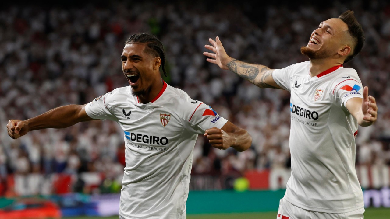 Sevilla se baja al Manchester United y clasifica a semifinales de la Europa League