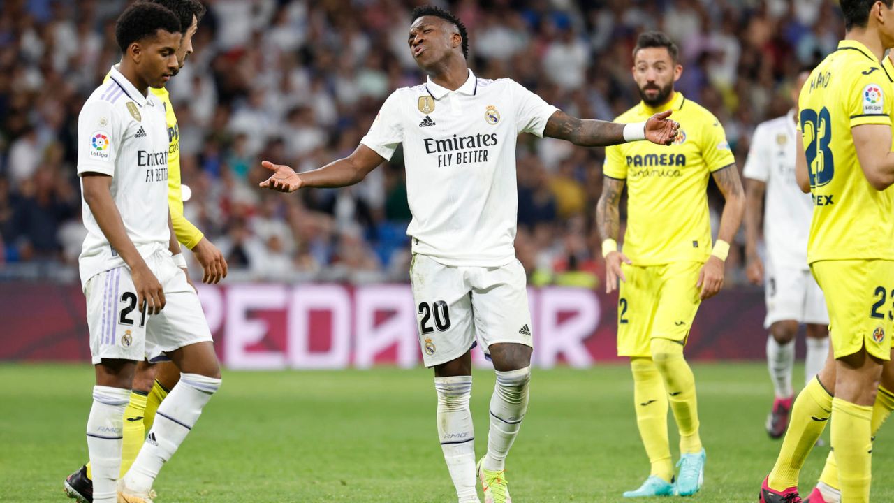 Real Madrid tropieza ante el Villarreal en casa y le cede más distancia al Barcelona