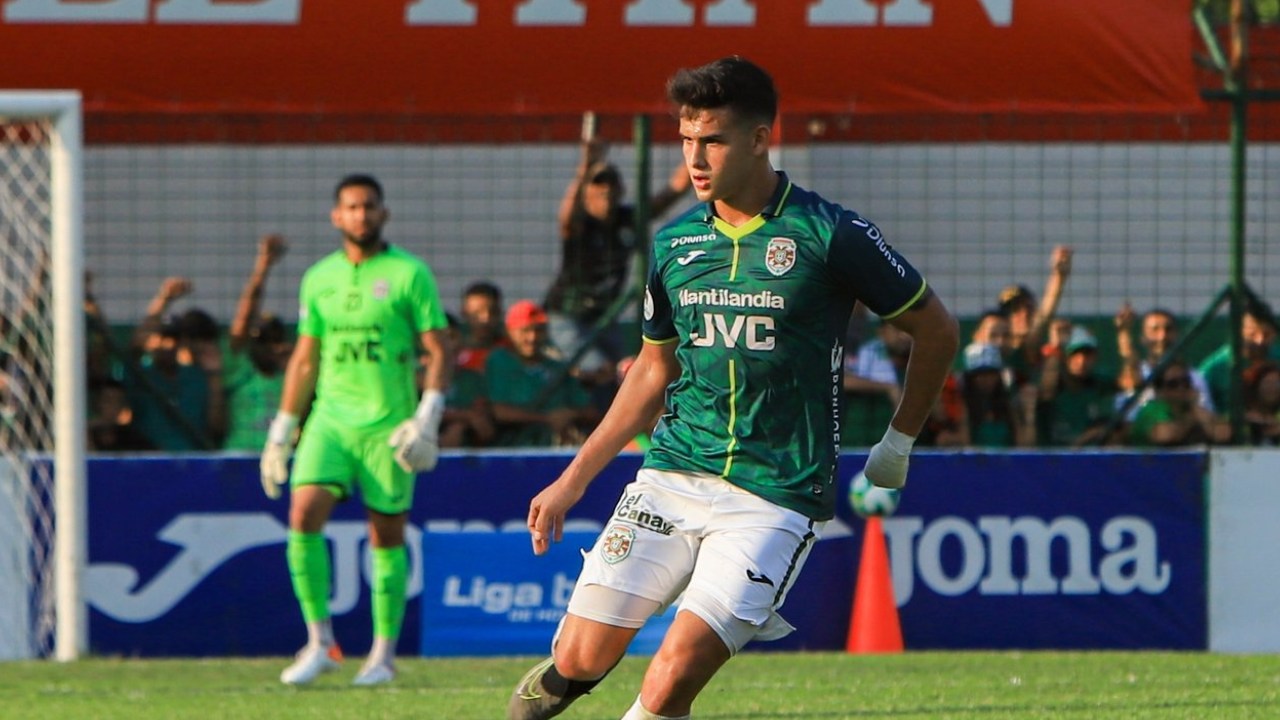 André Orellana se pronuncia sobre su futuro luego de caer eliminado con Marathón
