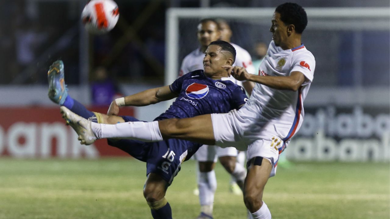 Héctor Castellanos apunta a otro club grande de Liga Nacional de cara al Apertura 2023