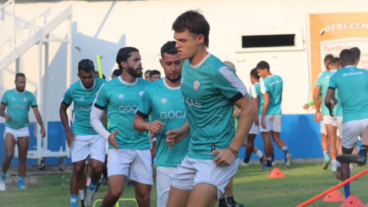 Padre de Santiago Molina comparte inédita confesión de su hijo previo a su fichaje con Olancho FC