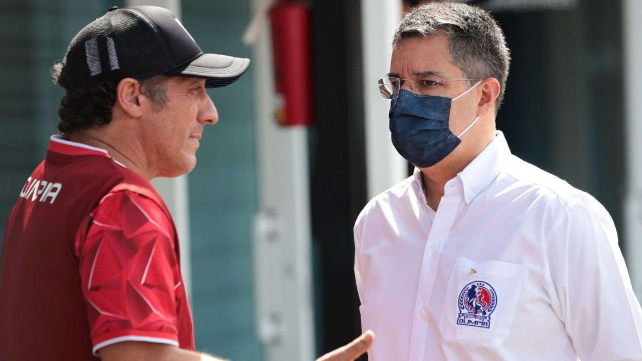 Revelan por cuántos torneos renovaría Pedro Troglio con Olimpia