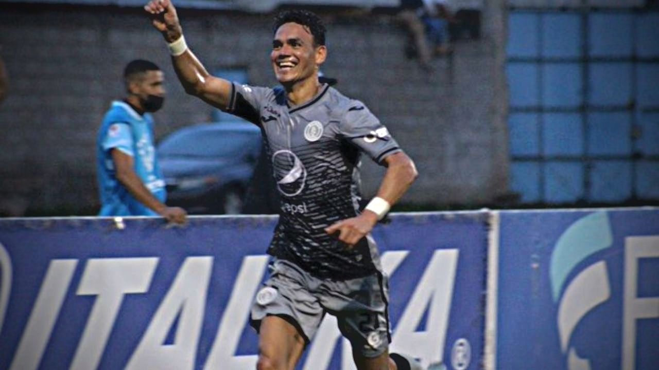 Futuro de Roberto Moreira da un giro inesperado tras salir de Motagua