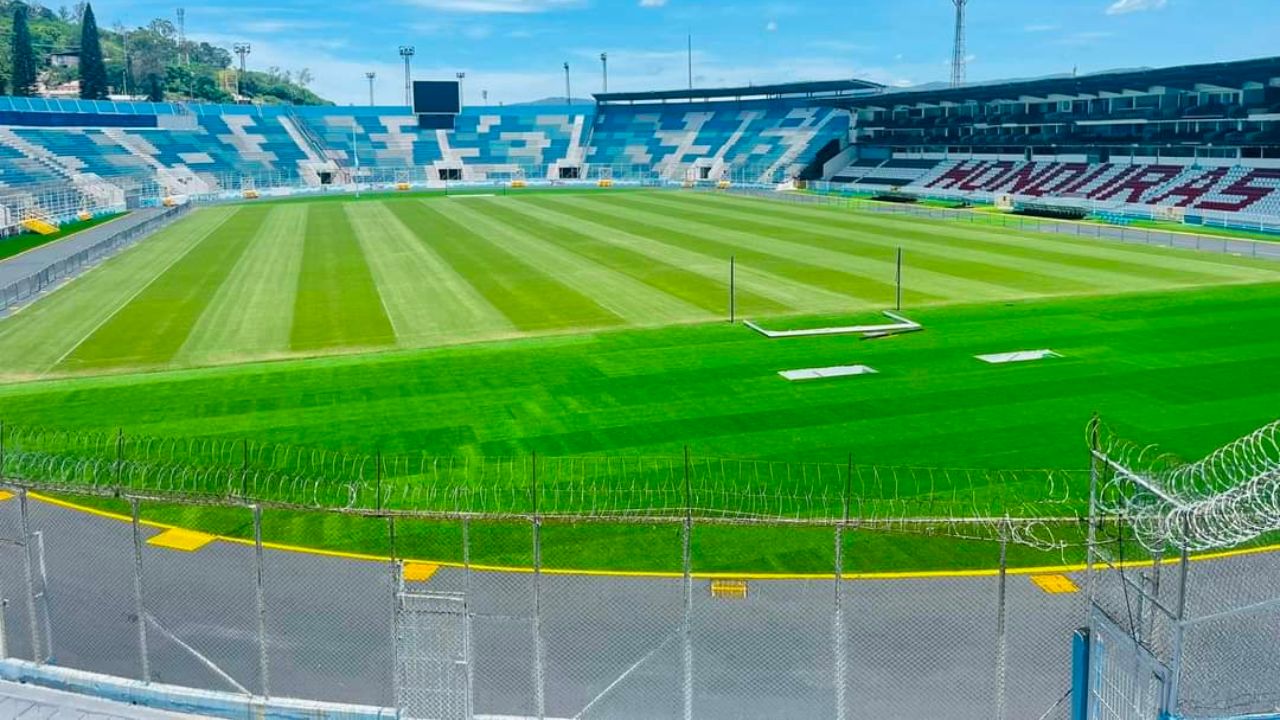 Grama del estadio Nacional Chelato Uclés ya se regenera para el Apertura 2023-24