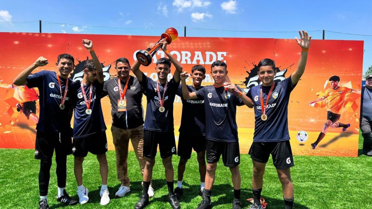Academia AFFI de Honduras gana torneo mundial de fútbol 5 vs 5 en Turquía