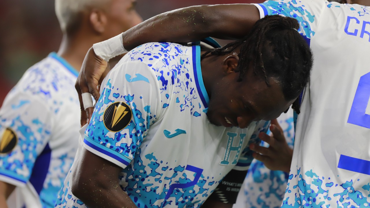 Confirman cuánto tiempo estará de baja Alberth Elis luego de lesionarse en la Copa Oro