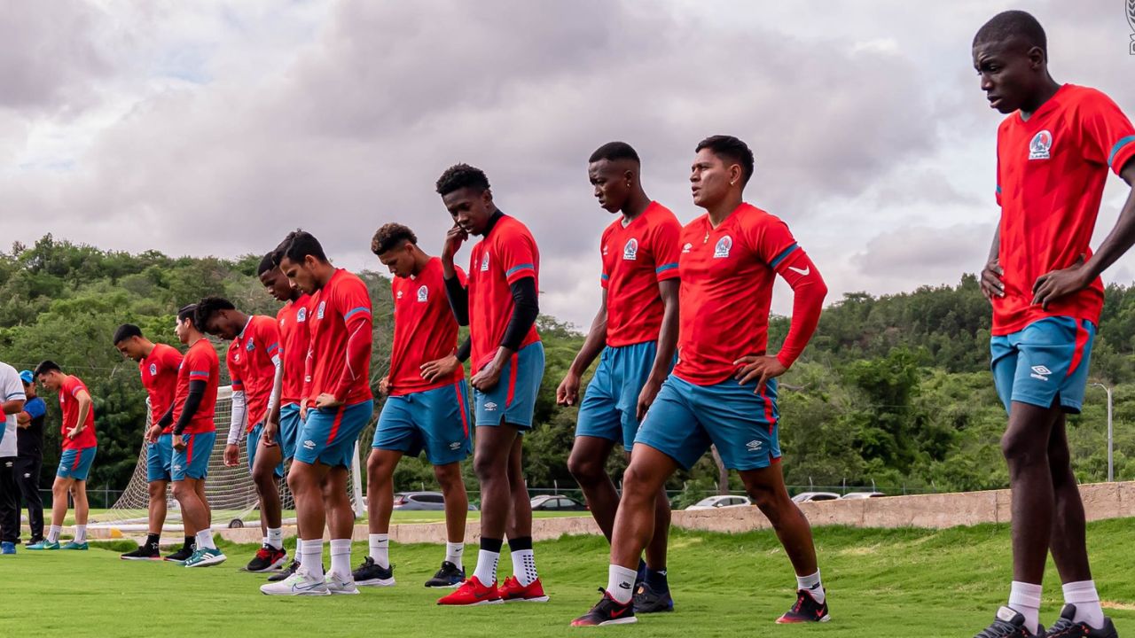Los dos jugadores que desean convencer a Pedro Troglio para quedarse en Olimpia