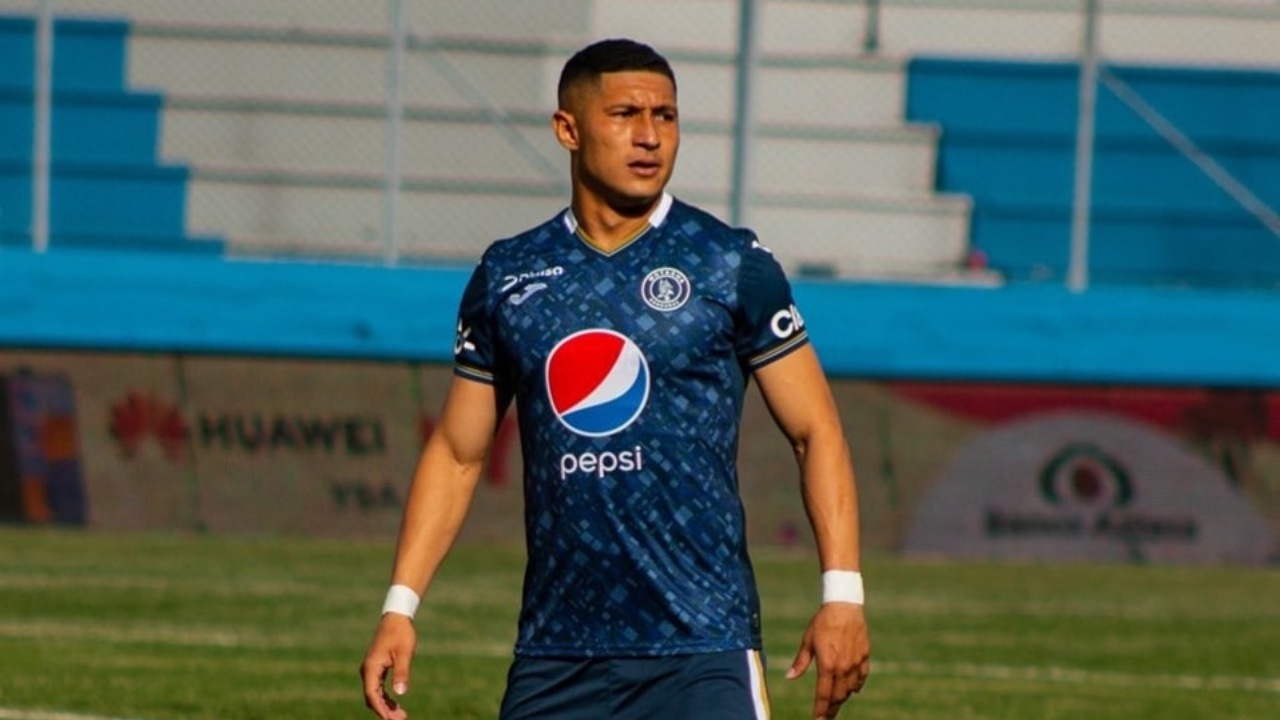 Héctor Castellanos estaría cerca de dar la sorpresa sobre su futuro en Honduras